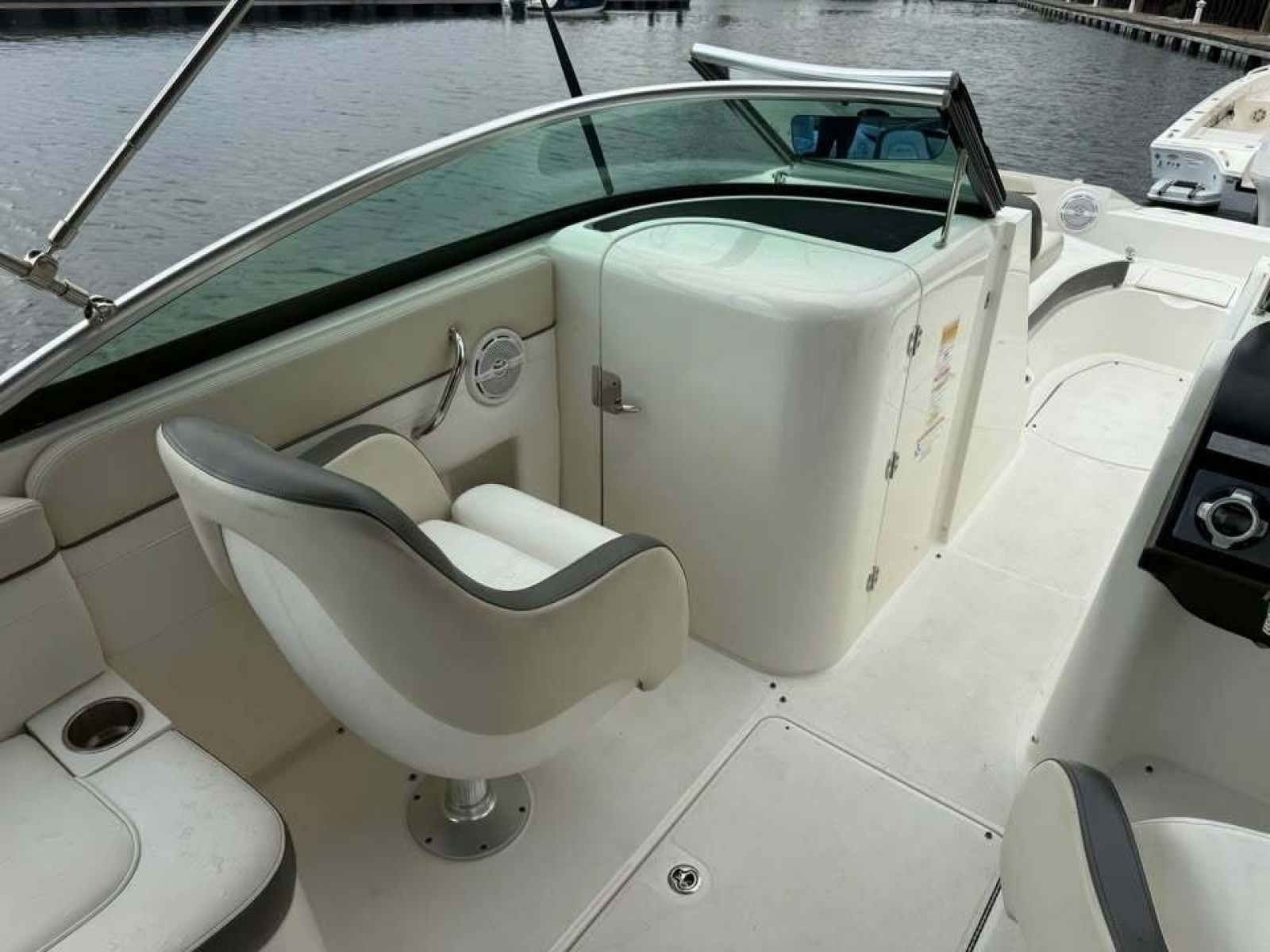 2012 Sea Ray 260 Sundeck
