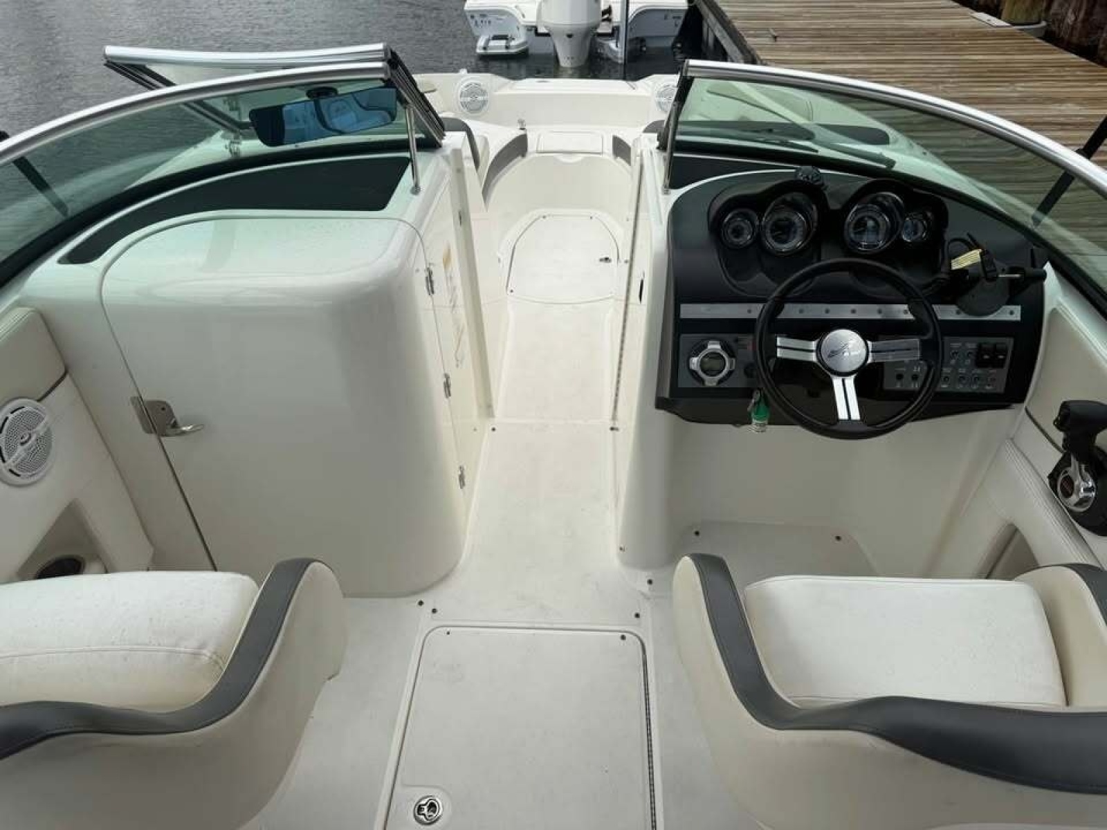 2012 Sea Ray 260 Sundeck