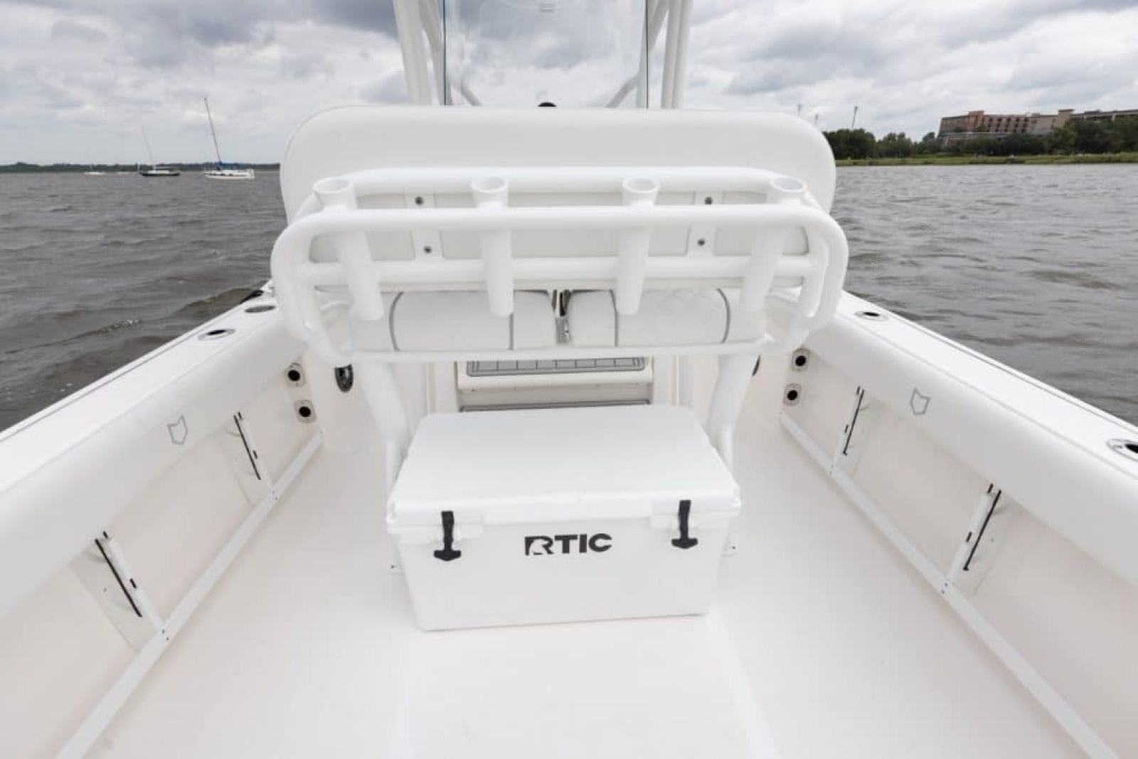 24ft Sea Fox Yacht For Sale