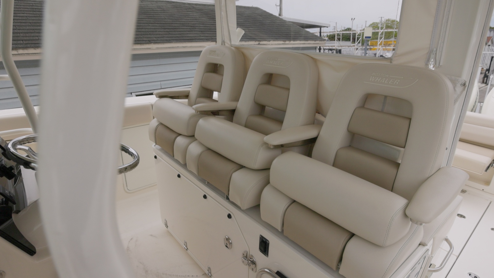 2018 Boston Whaler 380 Outrage