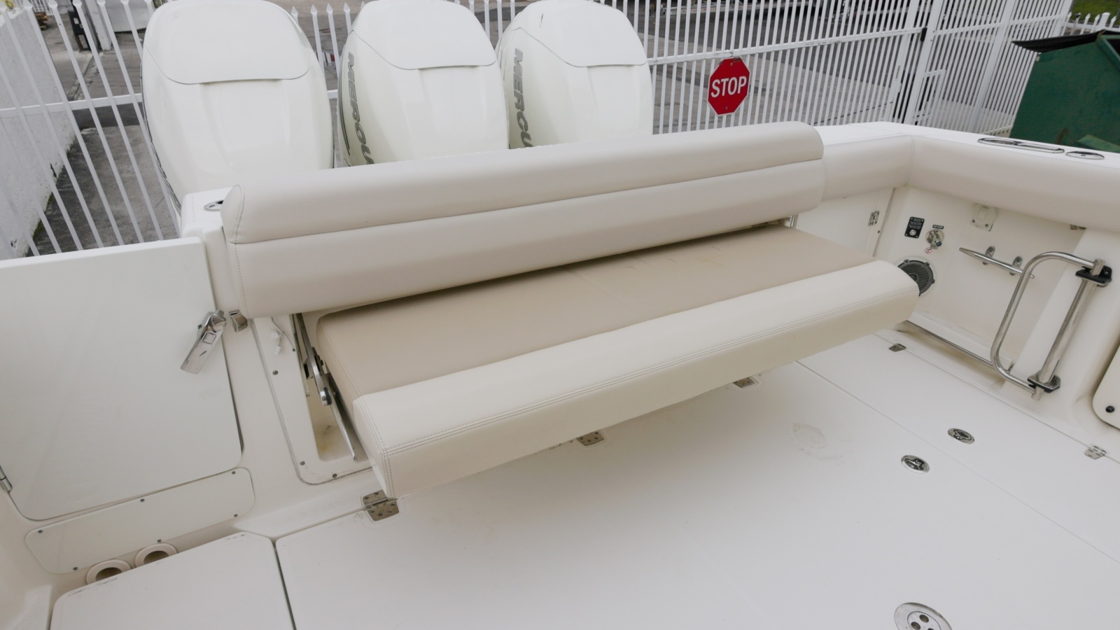 38ft Boston Whaler Yacht For Sale