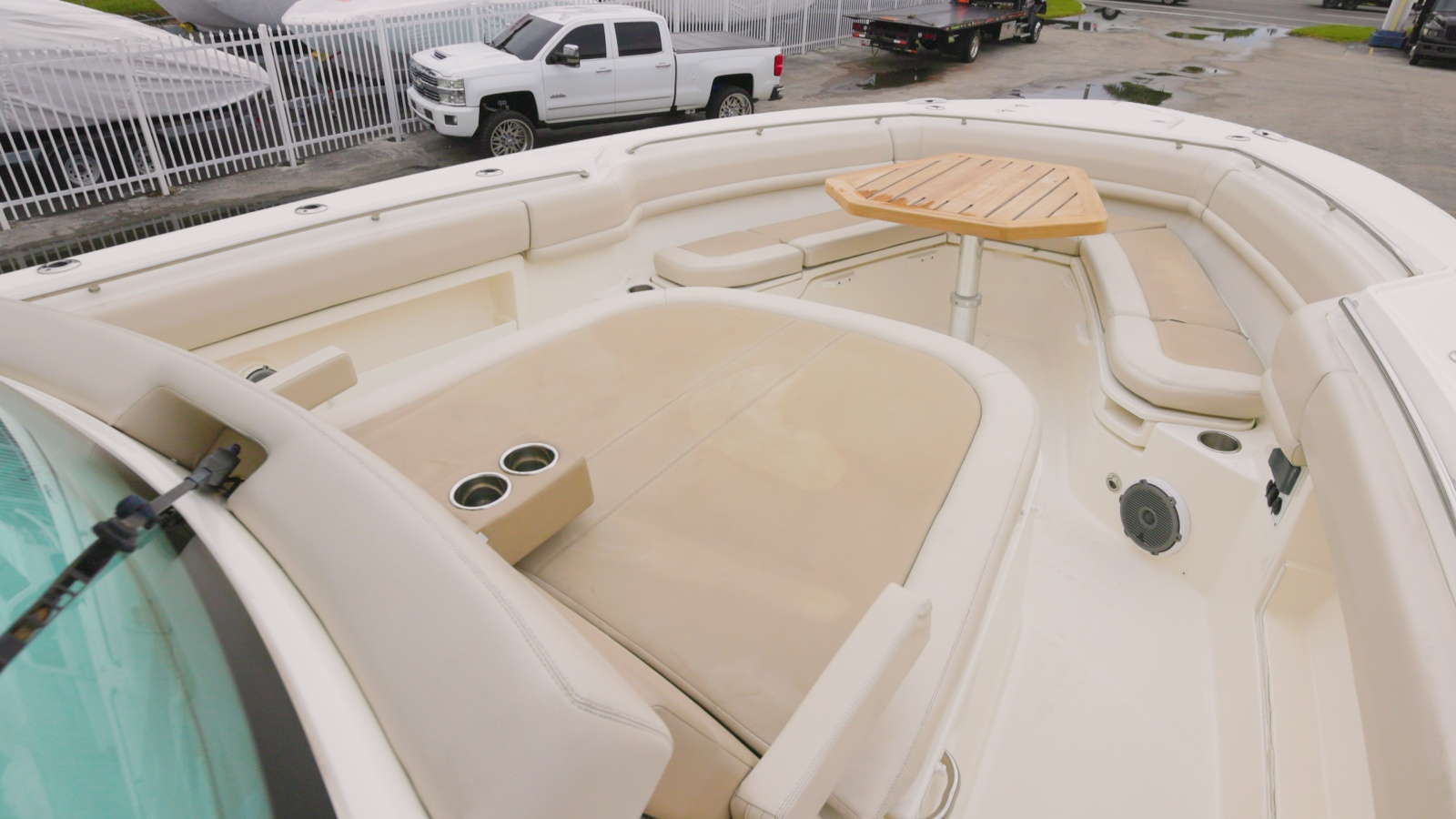 2018 Boston Whaler 380 Outrage