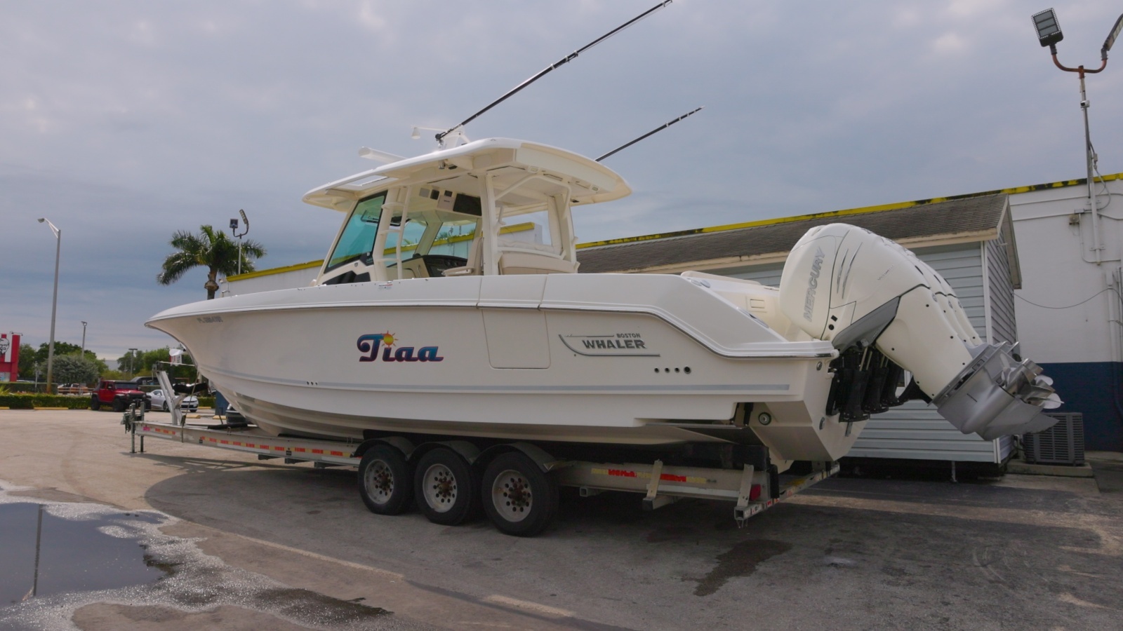 38ft Boston Whaler Yacht For Sale