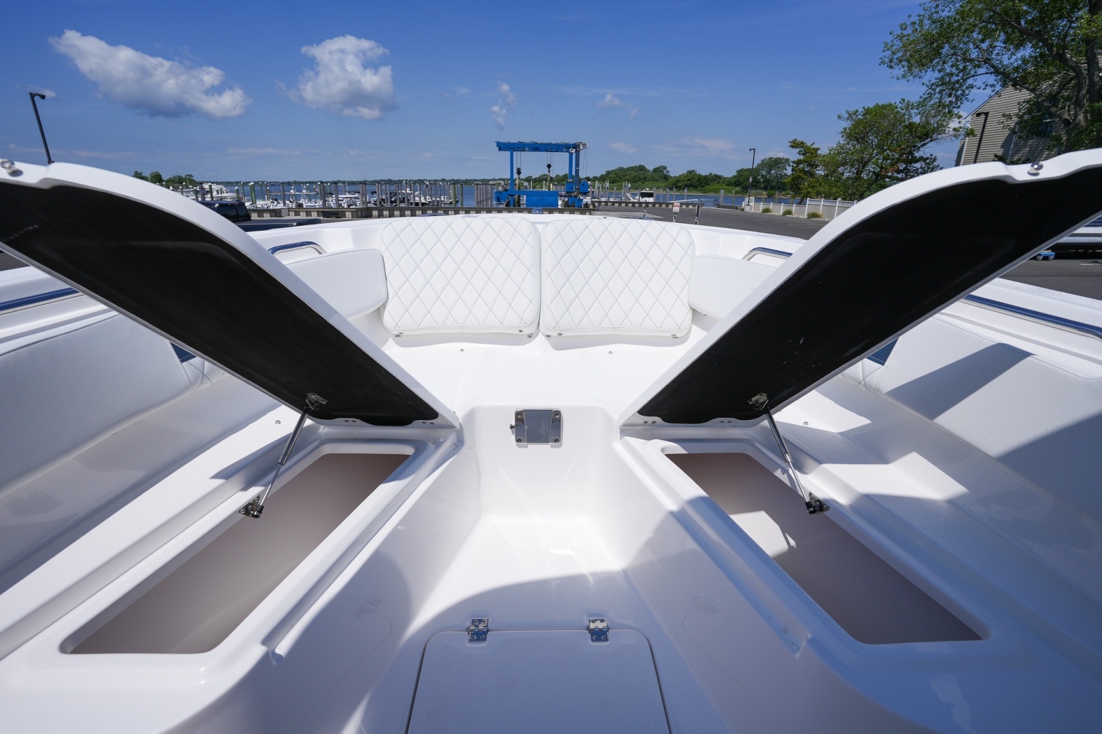 24ft Sea Fox Yacht For Sale