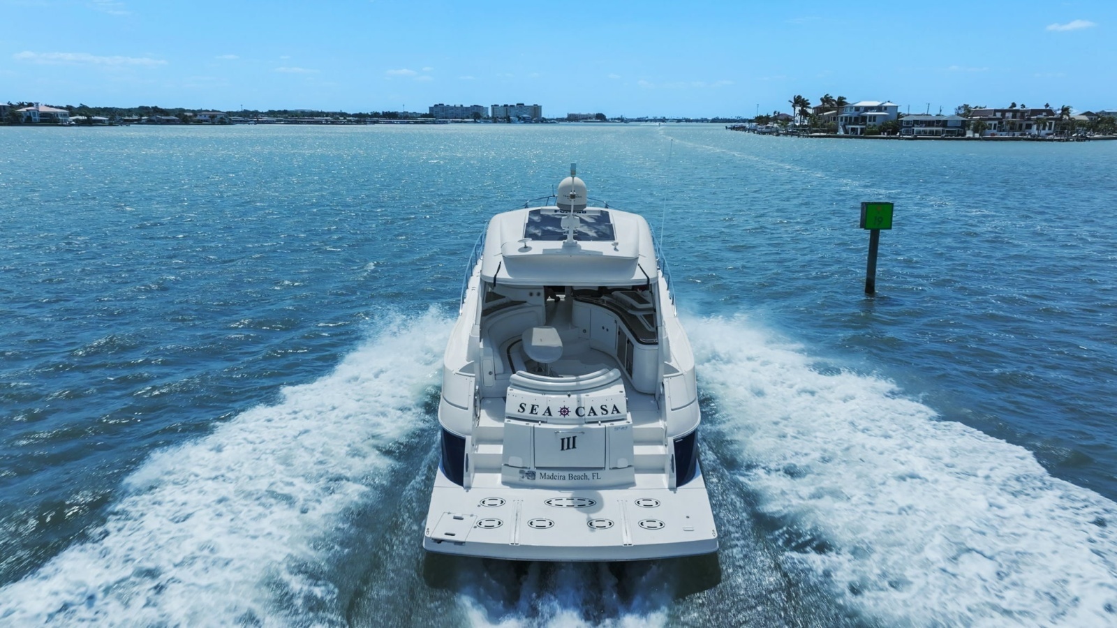 2012 Cruisers Yachts 540 Coupe