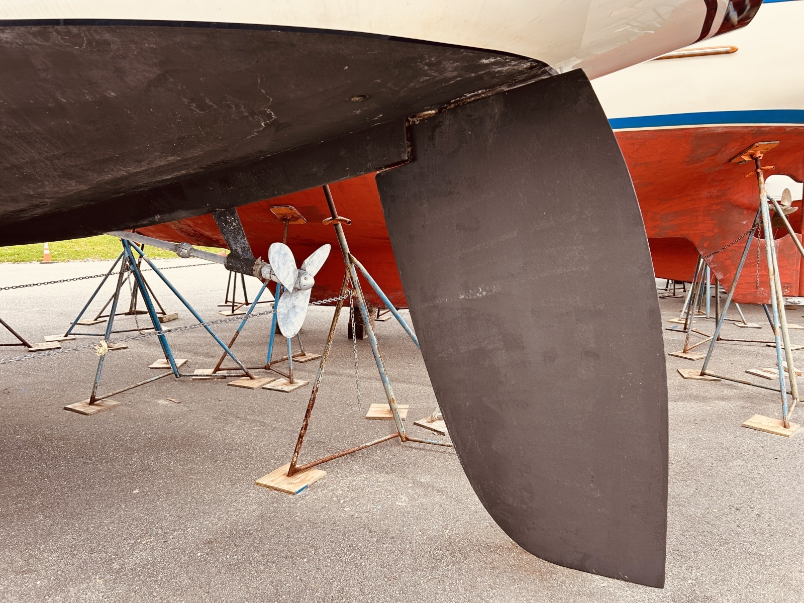 Lockwood 42ft Sabre Yacht For Sale