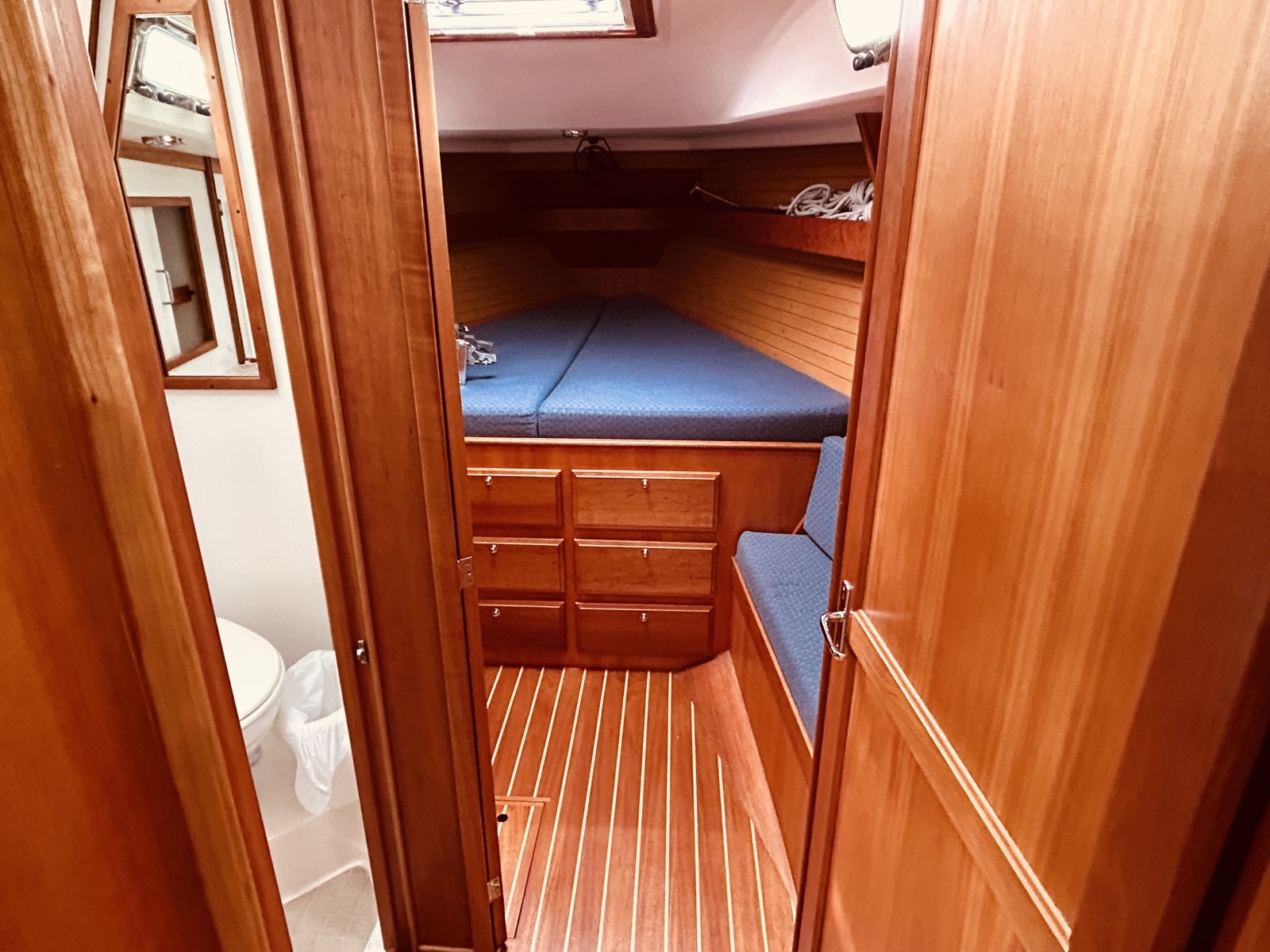 Lockwood 42ft Sabre Yacht For Sale