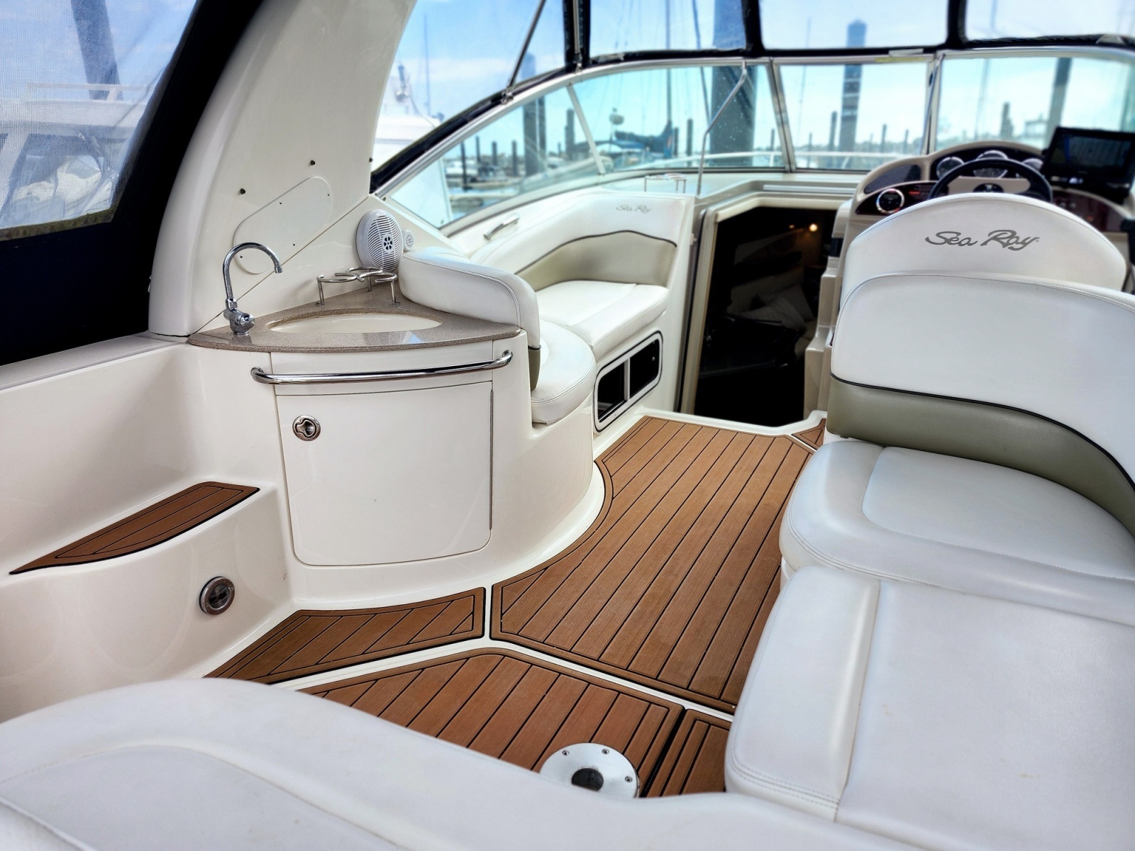 2007 Sea Ray 260 SUNDANCER