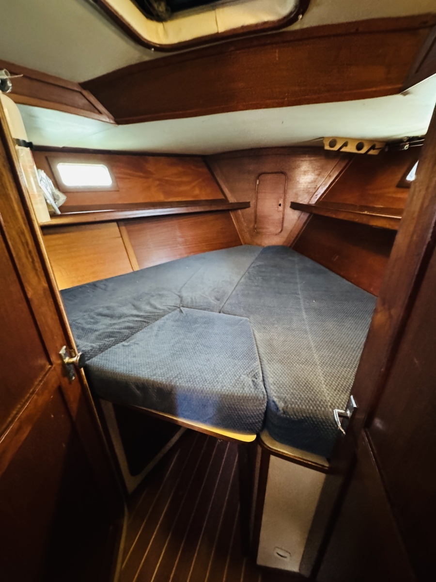 Alaya 41ft Irwin Yacht For Sale