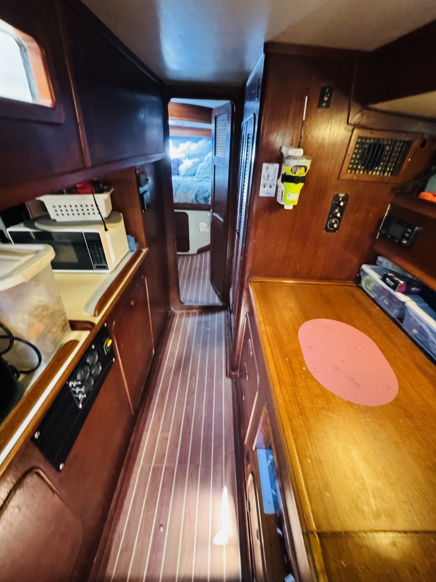 Alaya 41ft Irwin Yacht For Sale