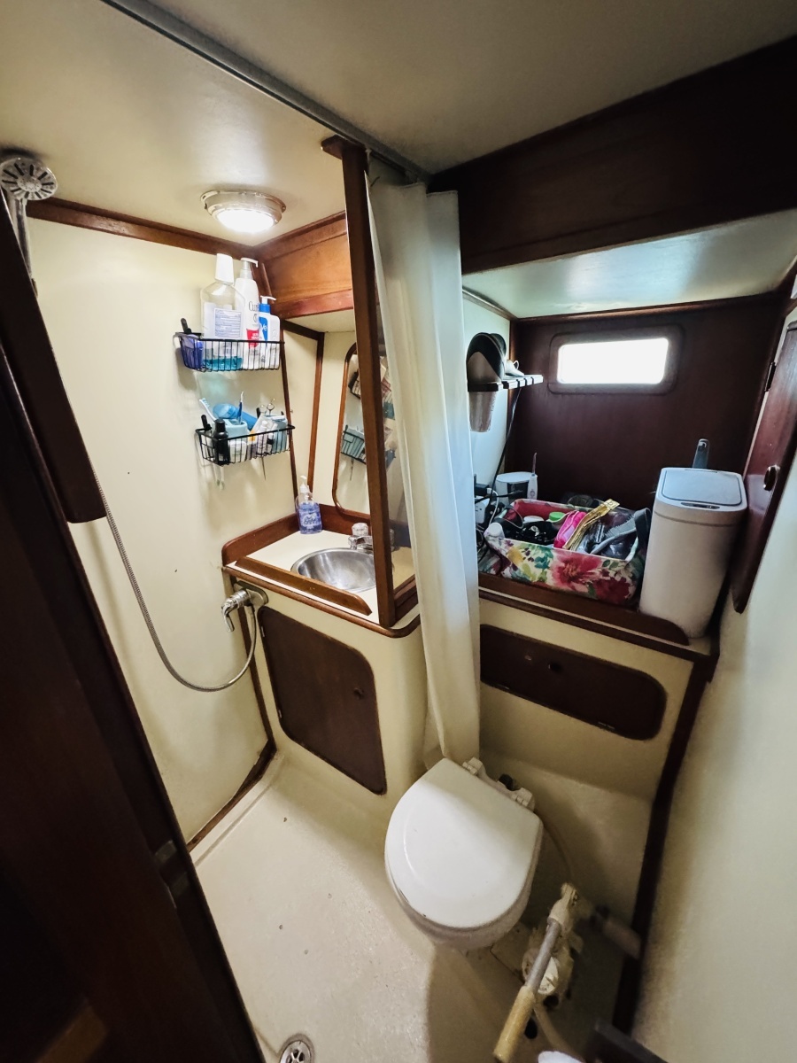 Alaya 41ft Irwin Yacht For Sale