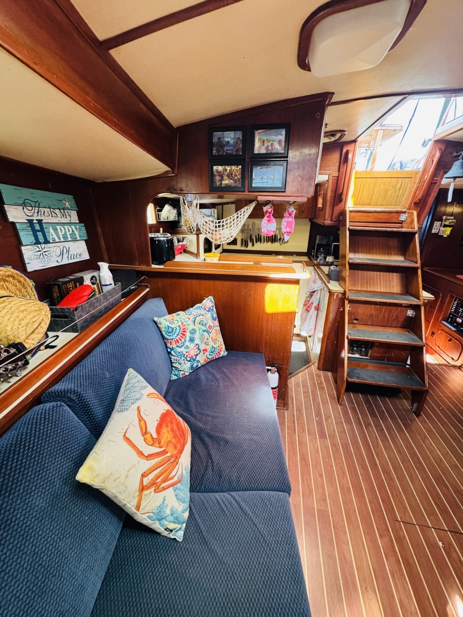 Alaya 41ft Irwin Yacht For Sale