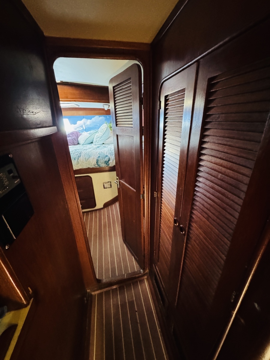 Alaya 41ft Irwin Yacht For Sale