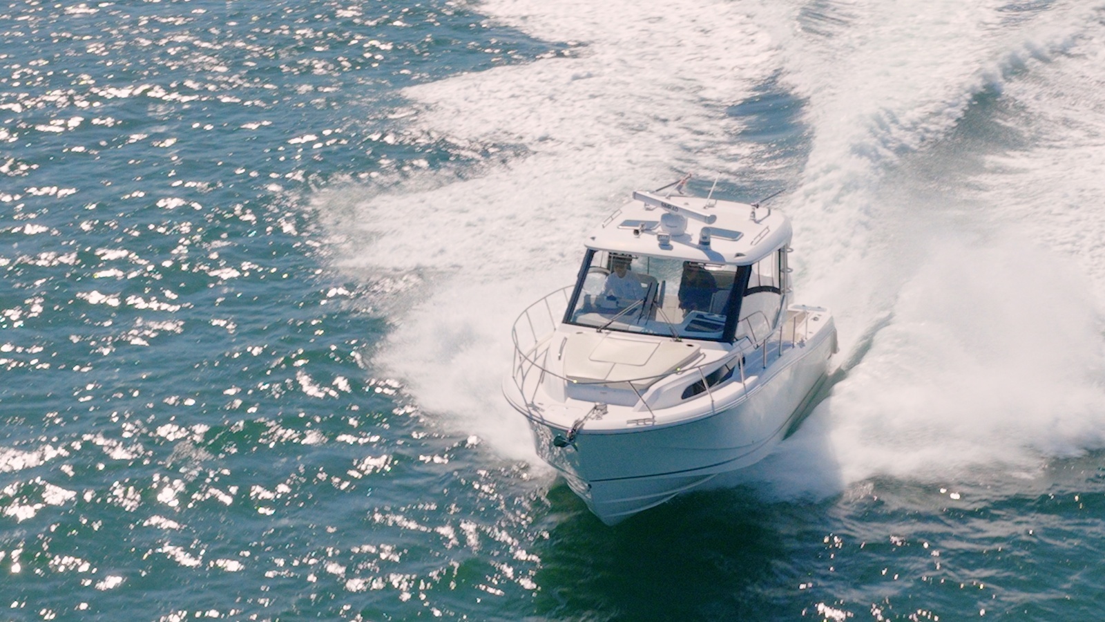 Pre Owned 2023 BW325 Conquest.00_00_40_14.Still025