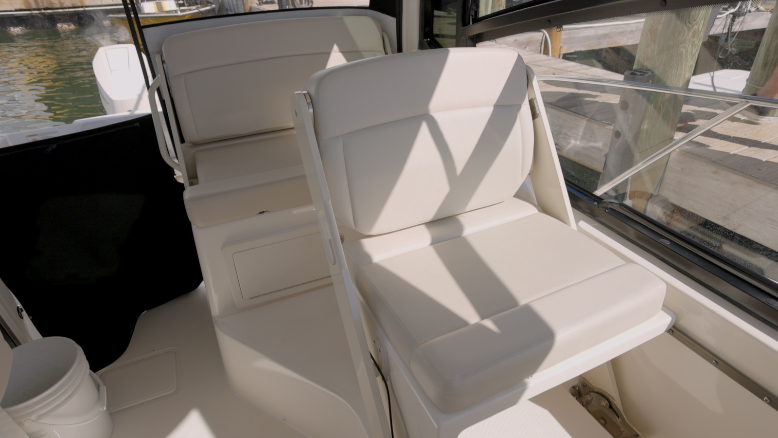 Pre Owned 2023 BW325 Conquest.00_00_13_00.Still006