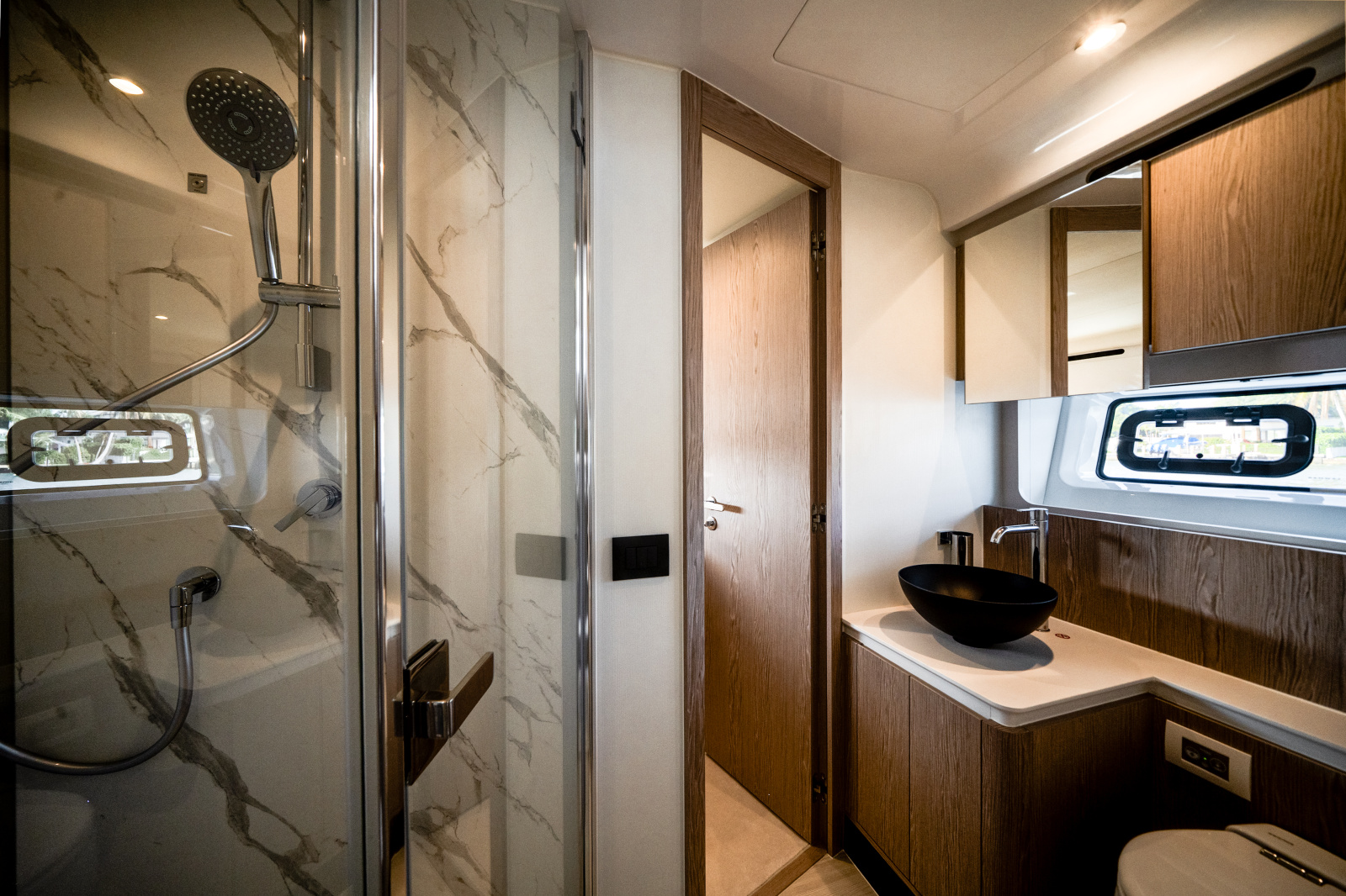 53' 2024 Azimut 53 FLY