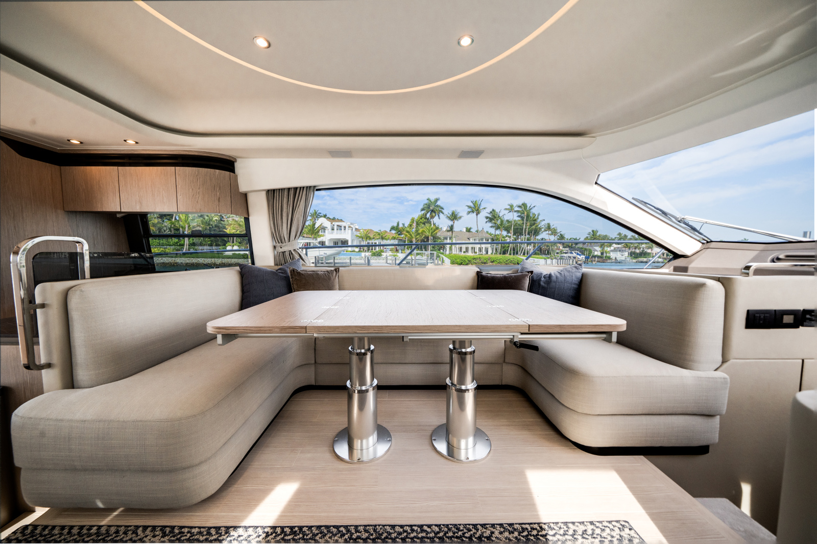 53' 2024 Azimut 53 FLY