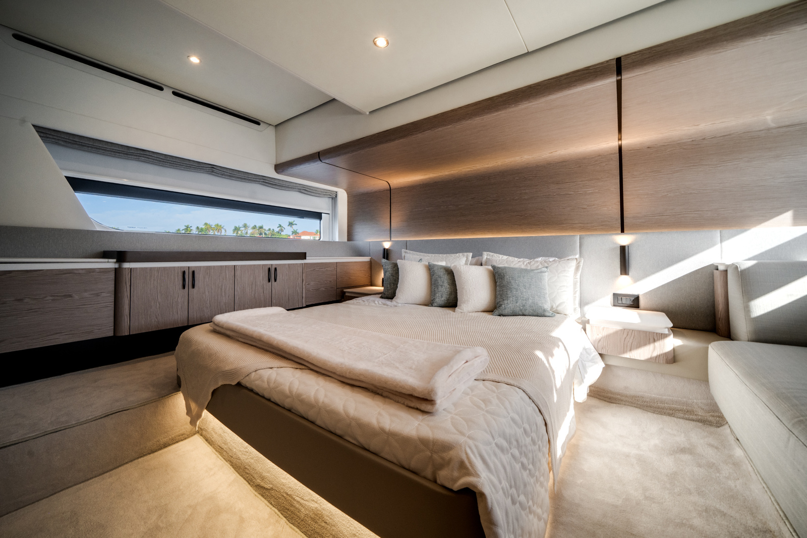 53' 2024 Azimut 53 FLY