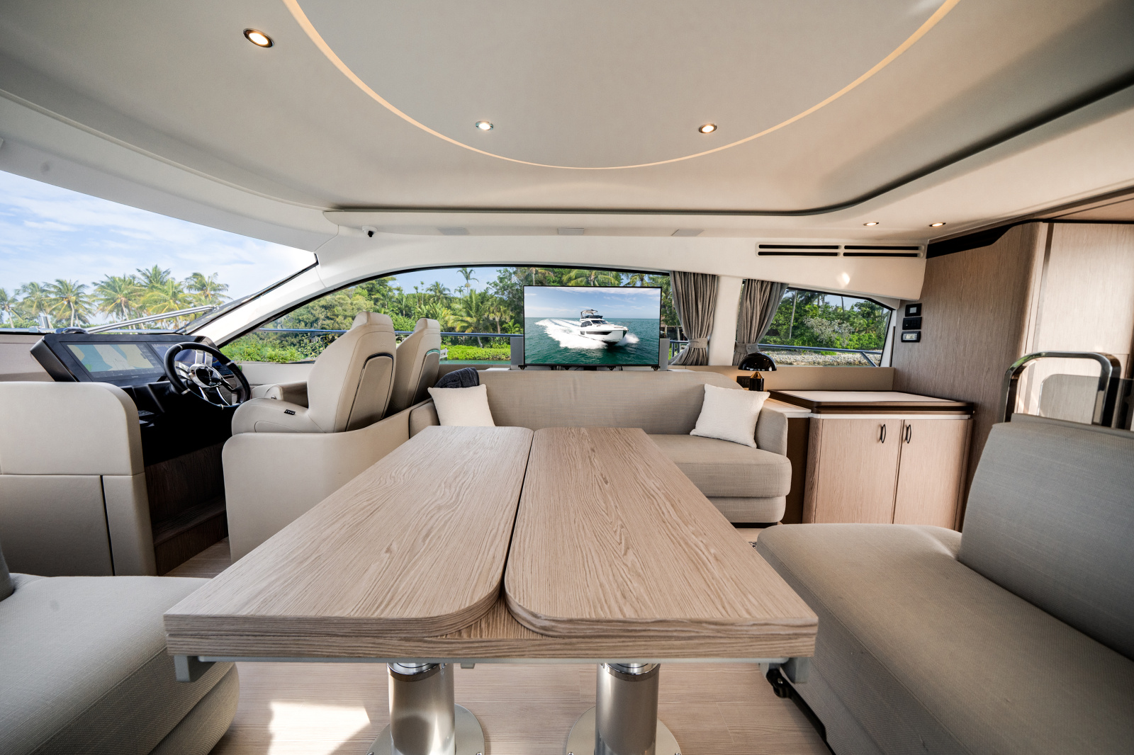 53' 2024 Azimut 53 FLY