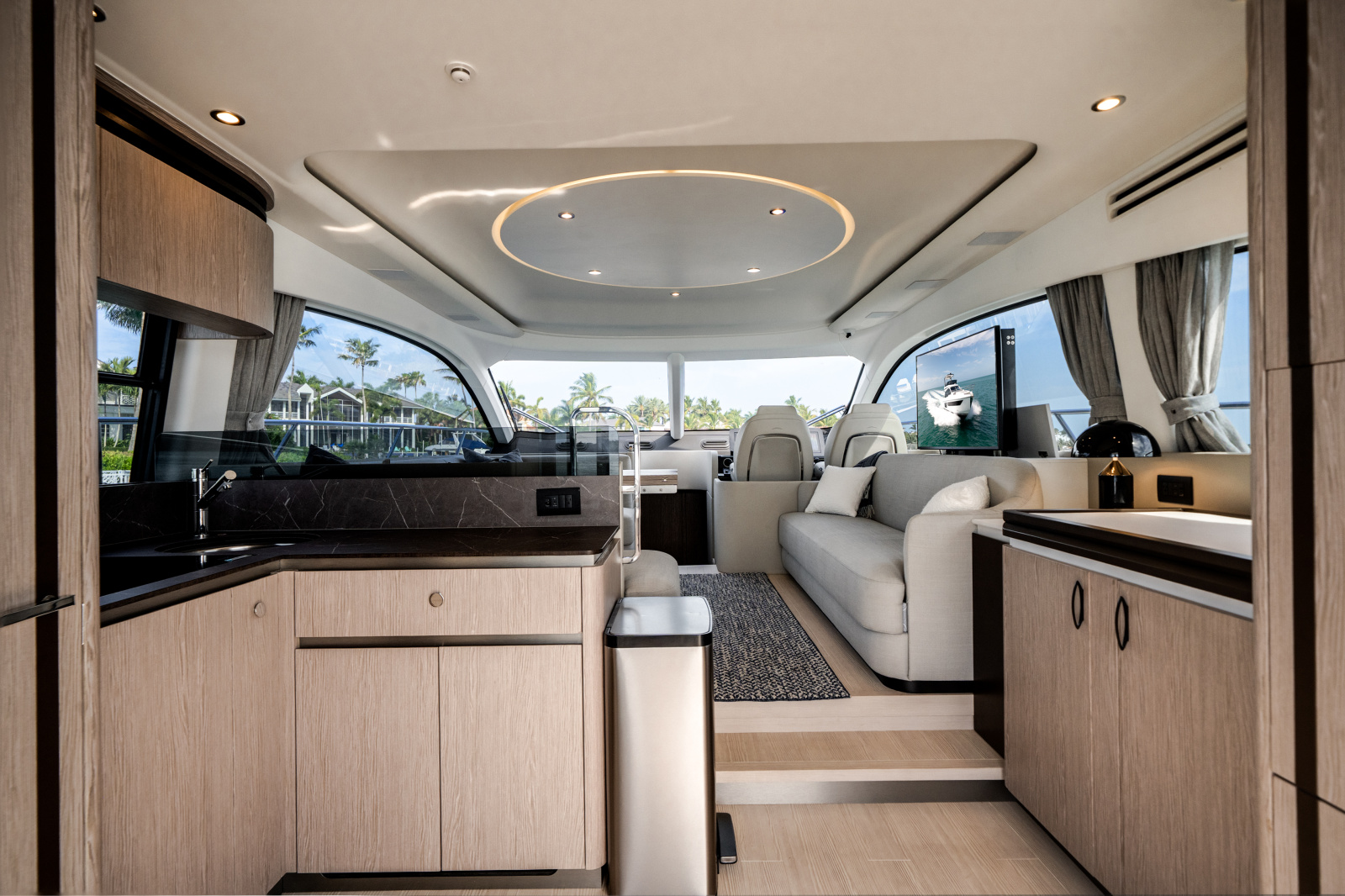 53' 2024 Azimut 53 FLY