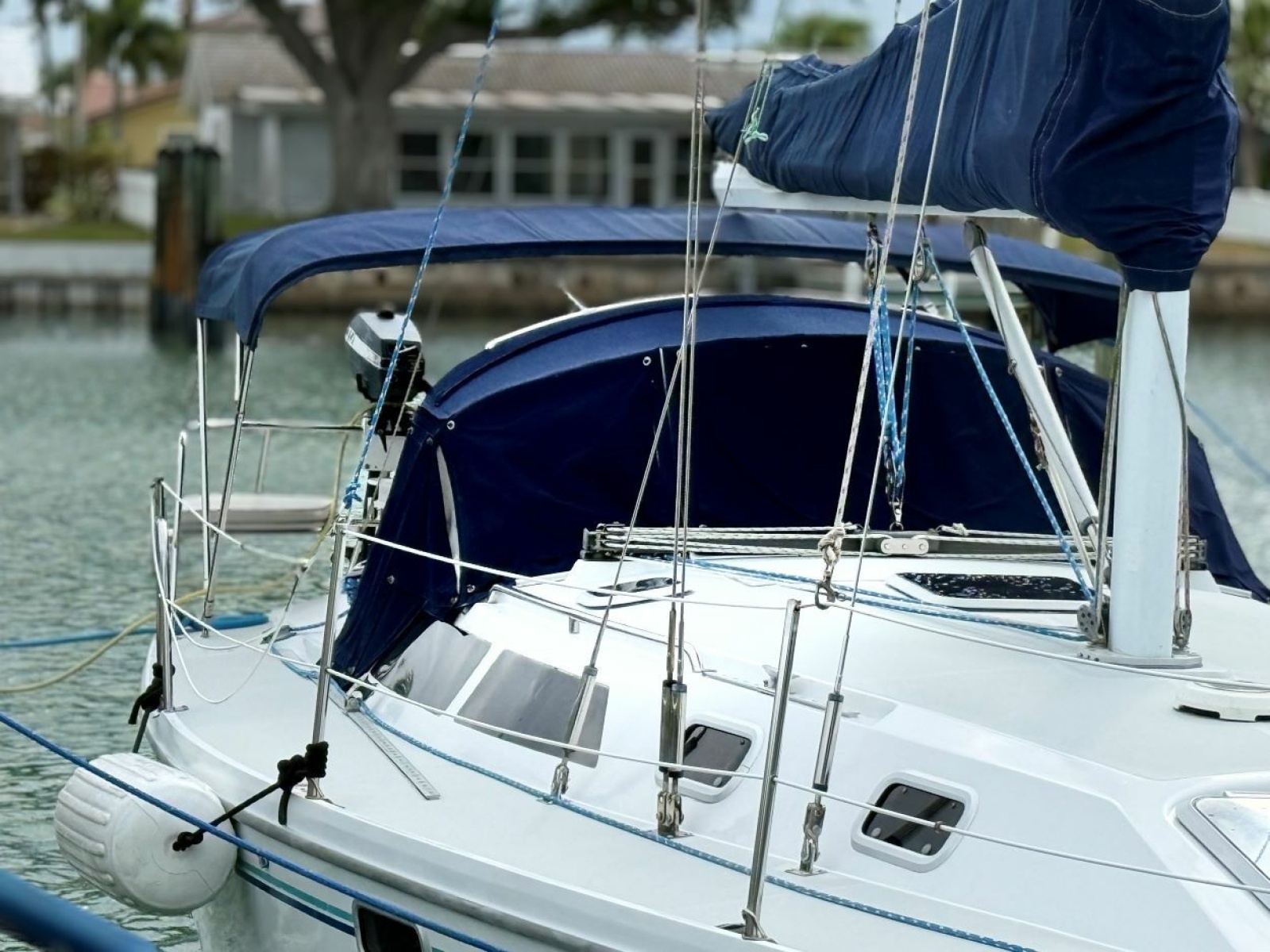 32' 1996 Catalina 320