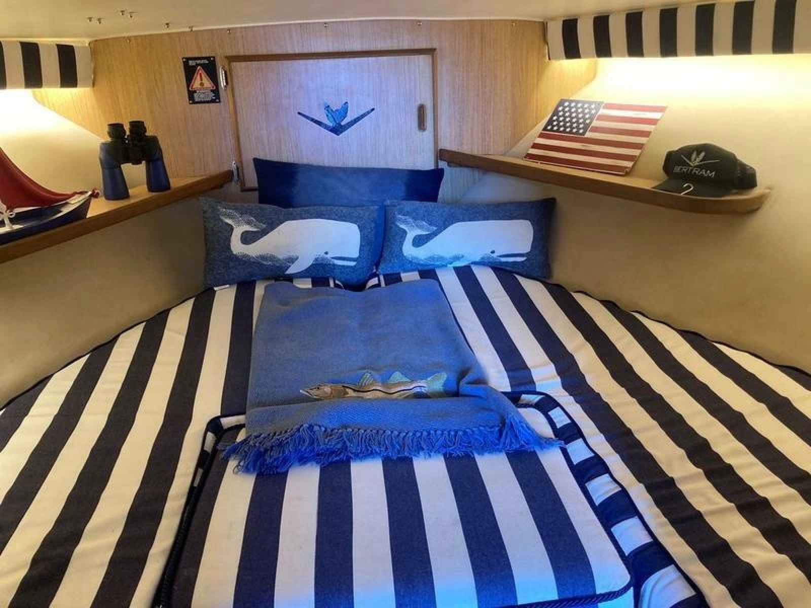 1987 Bertram 28 Sport Fly Fish