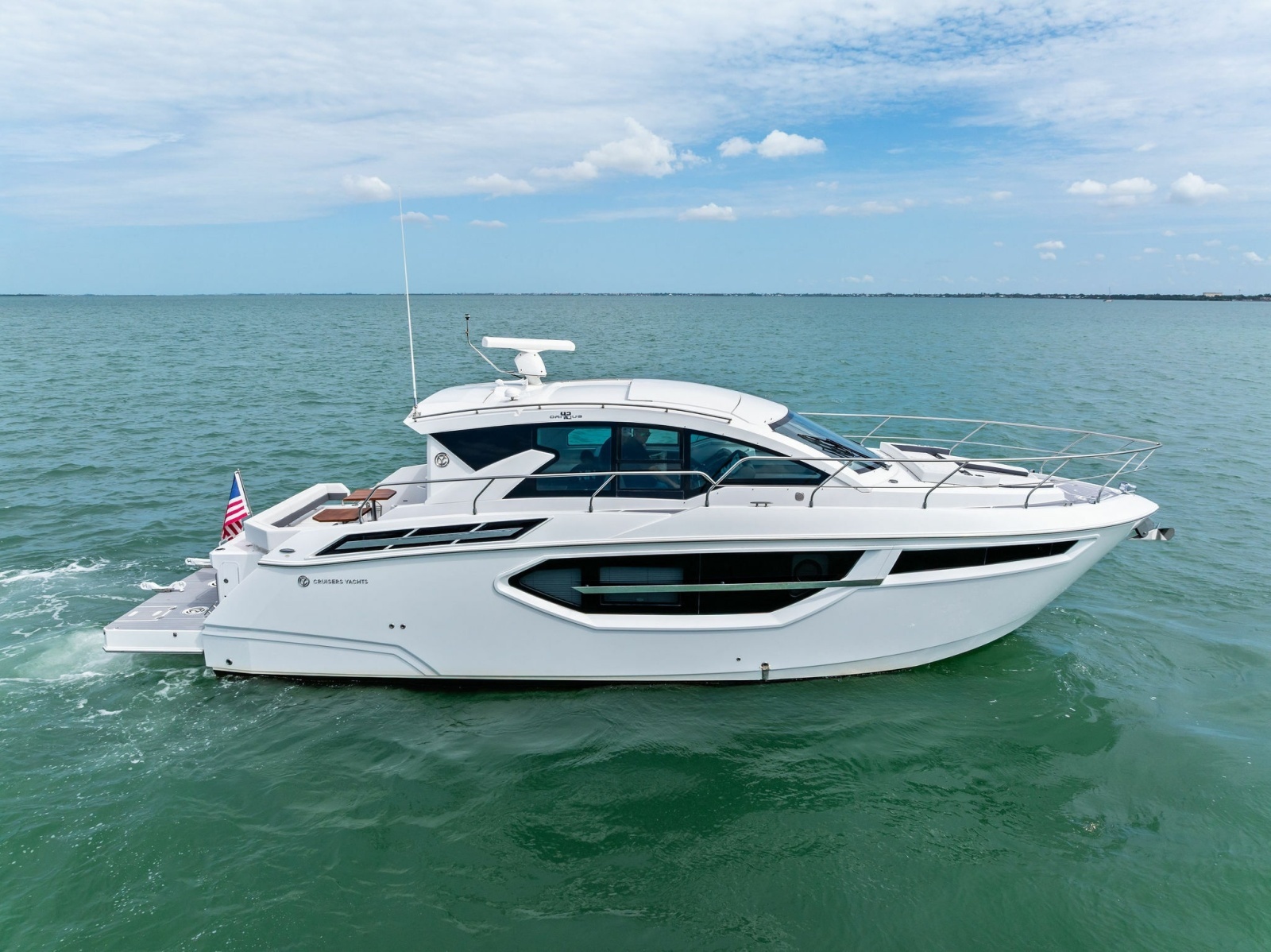 2019 Cruisers Yachts 42 Cantius 'Truly Ineffable'
