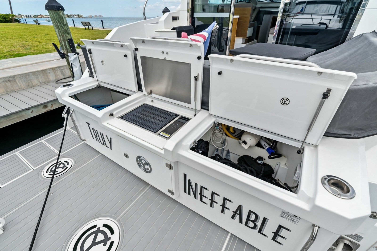 2019 Cruisers Yachts 42 Cantius 'Truly Ineffable'