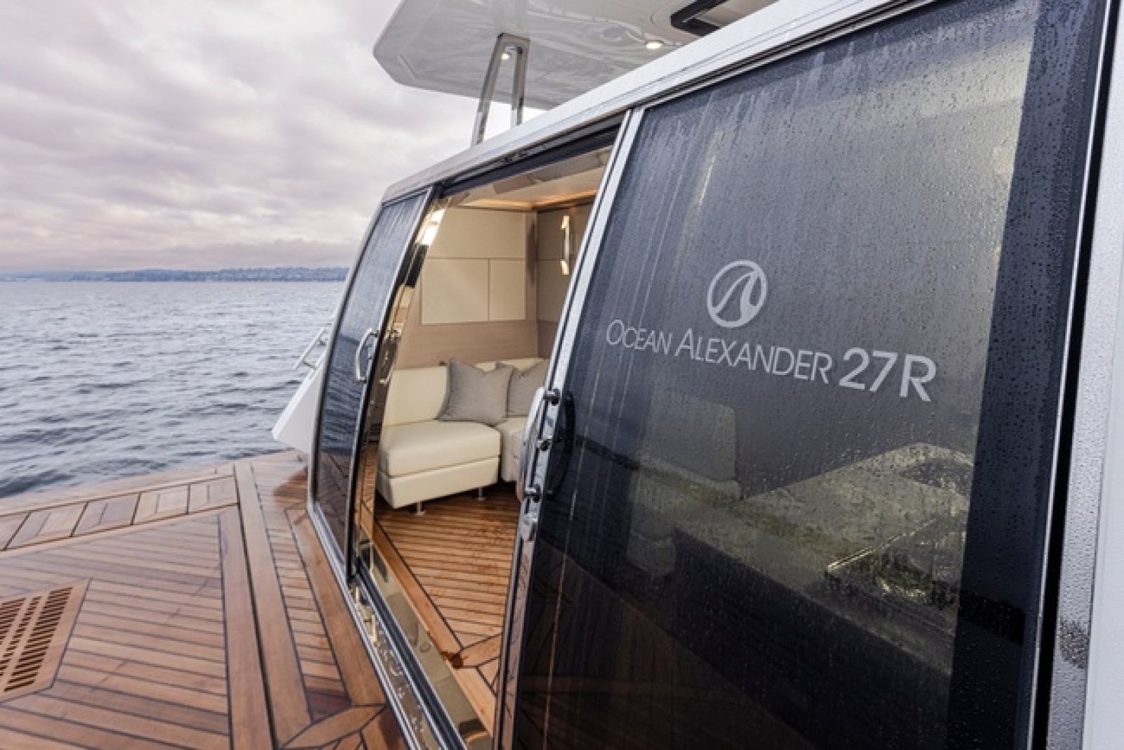 88ft Ocean Alexander Yacht For Sale