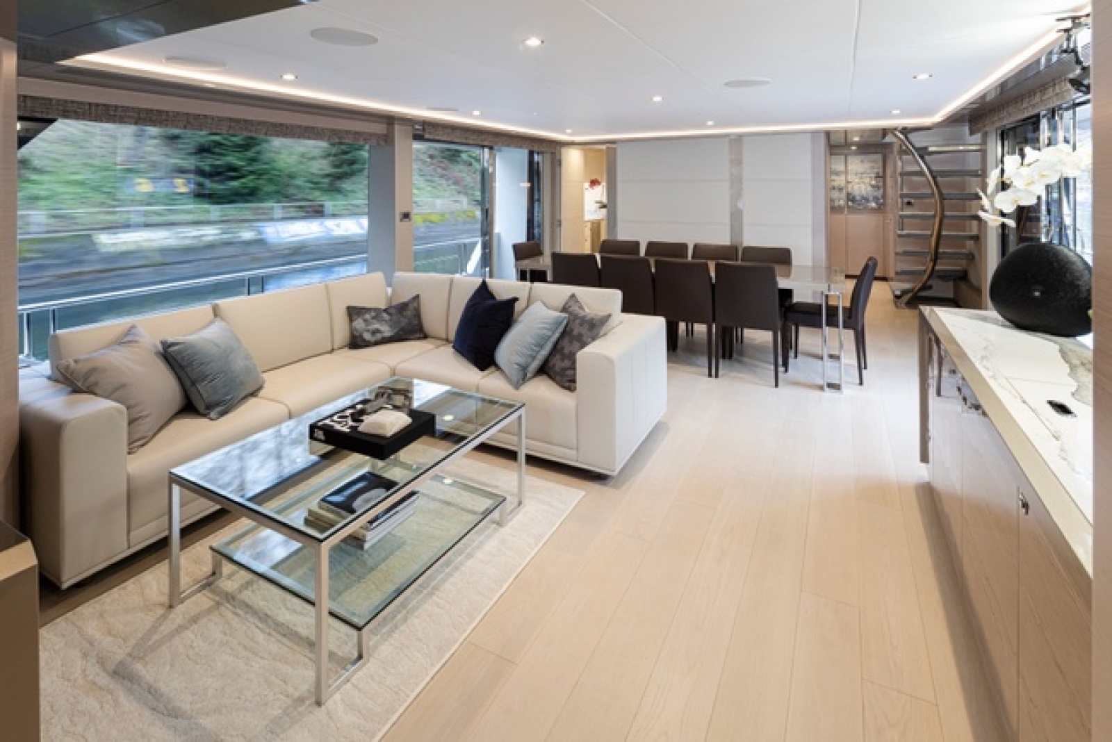 88ft Ocean Alexander Yacht For Sale