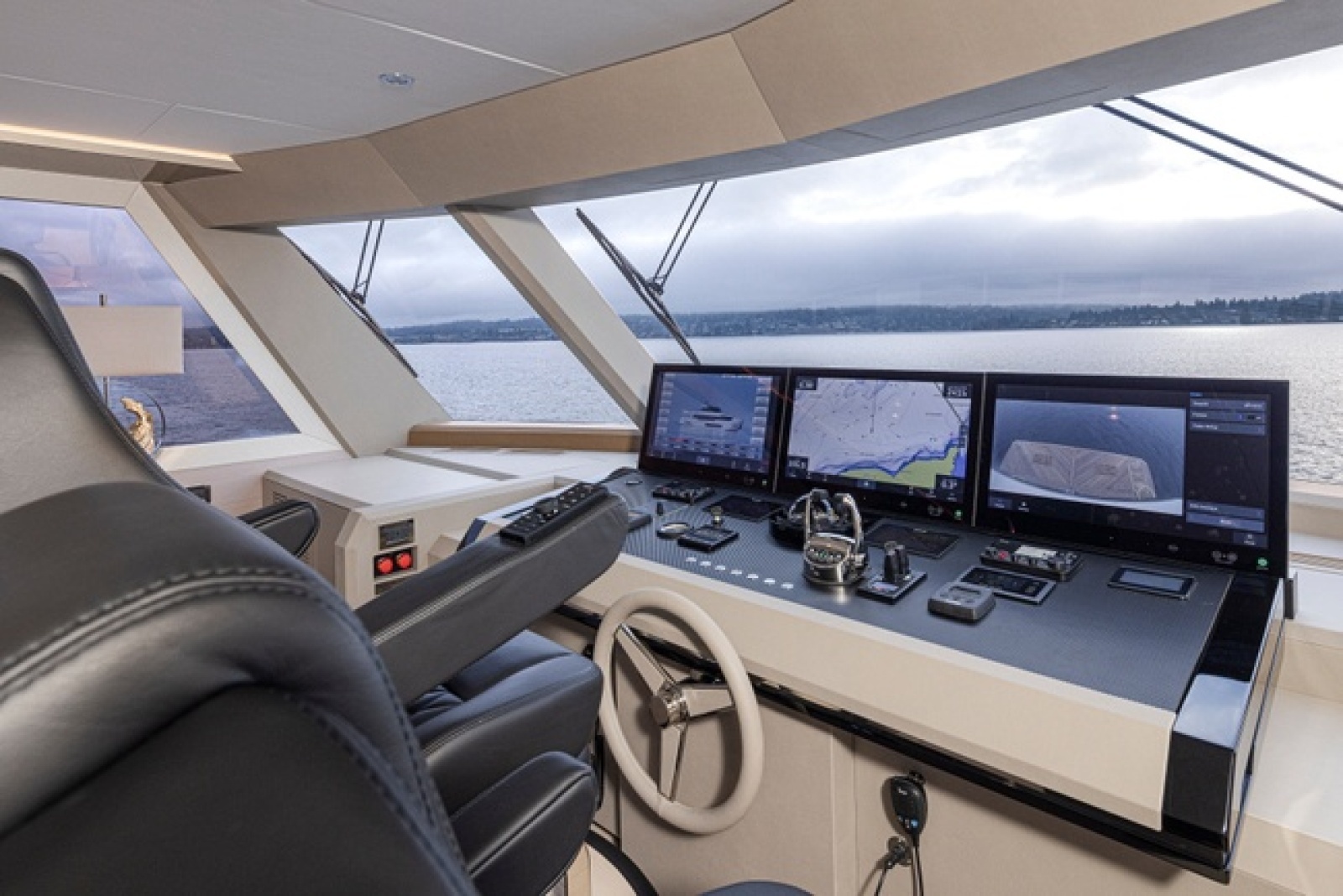 88ft Ocean Alexander Yacht For Sale