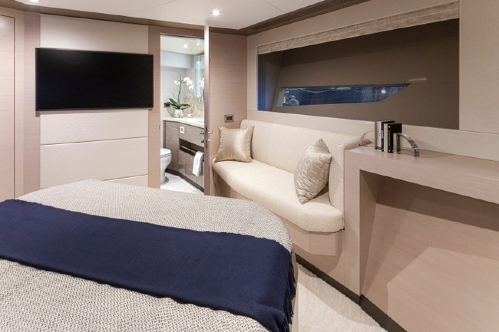 88ft Ocean Alexander Yacht For Sale