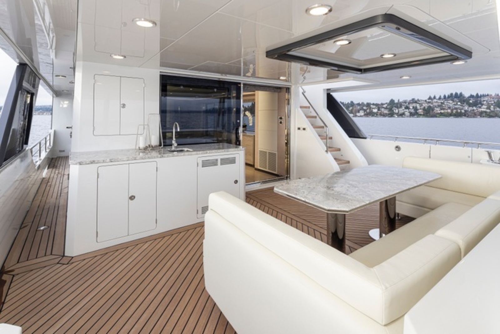 88ft Ocean Alexander Yacht For Sale