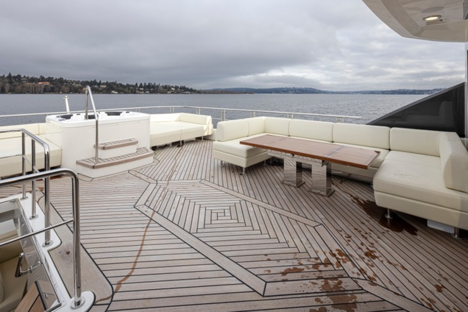 88ft Ocean Alexander Yacht For Sale