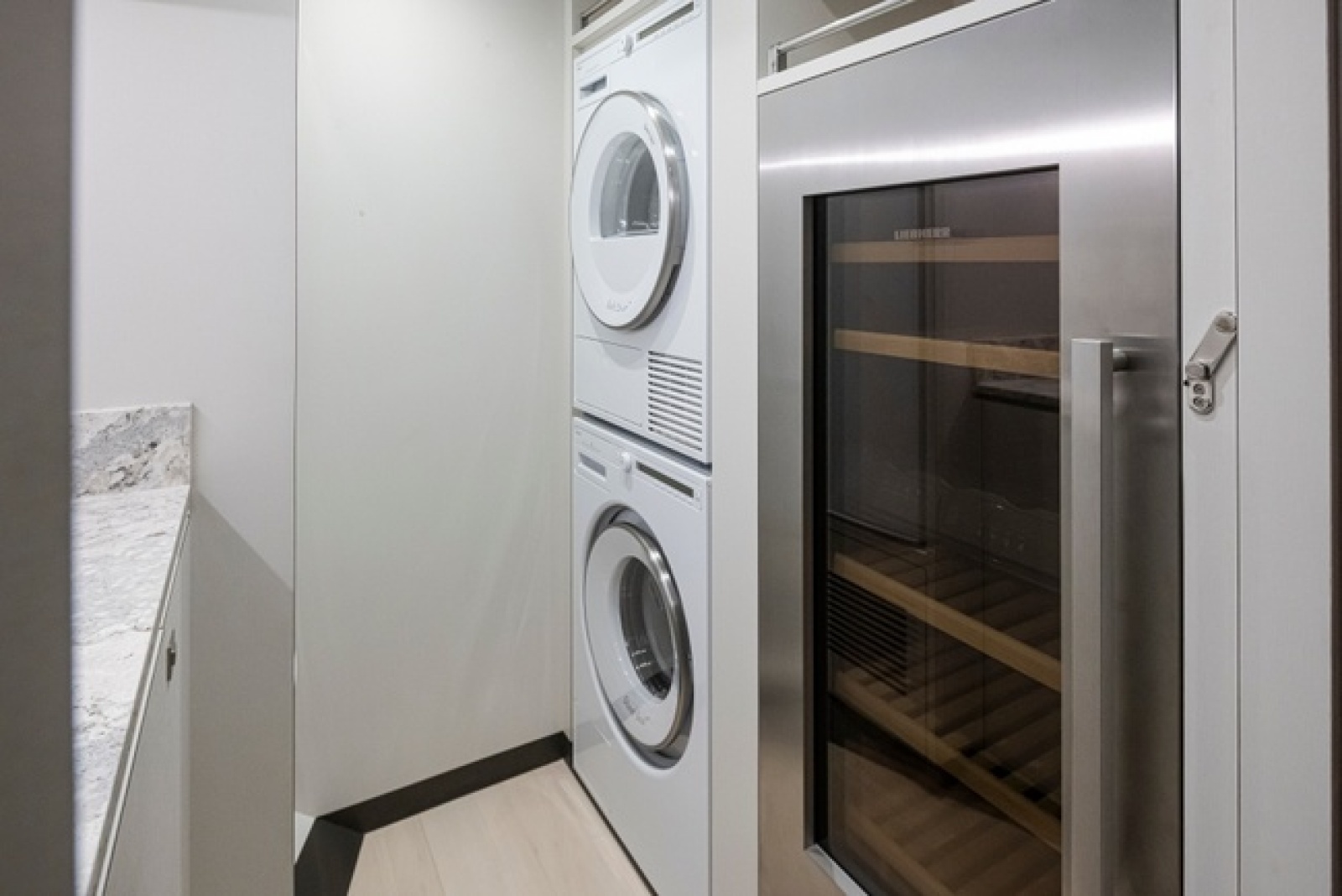 88ft Ocean Alexander Yacht For Sale