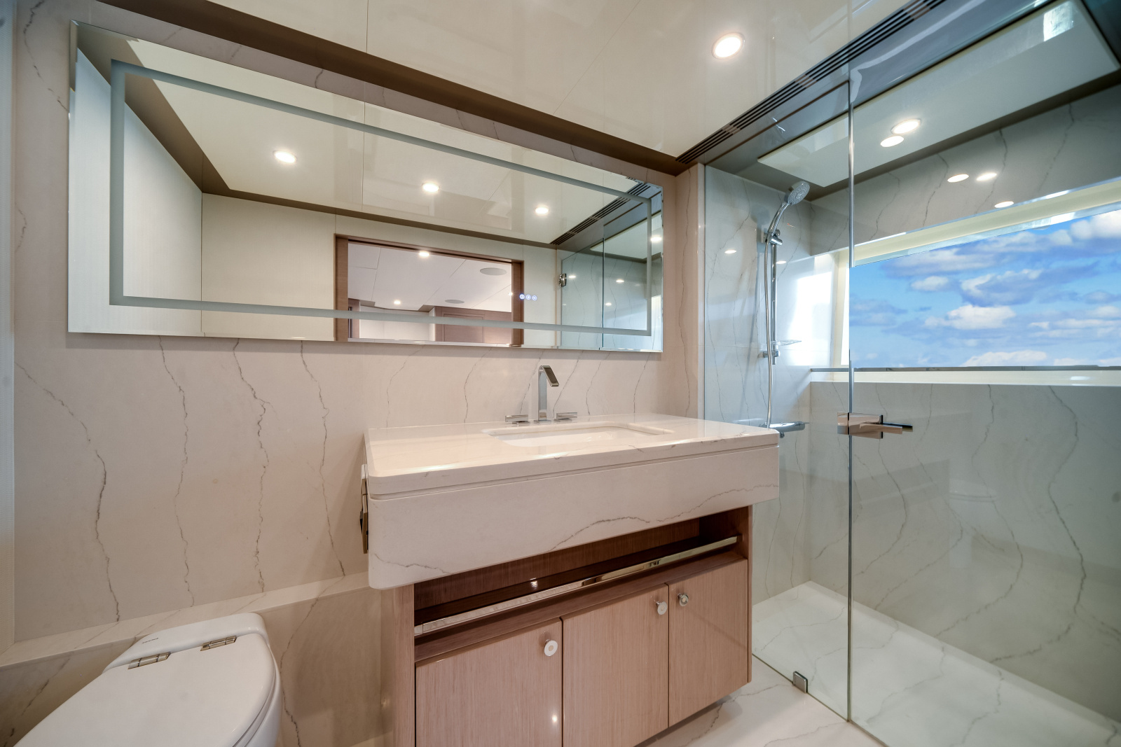 120ft Ocean Alexander Yacht For Sale