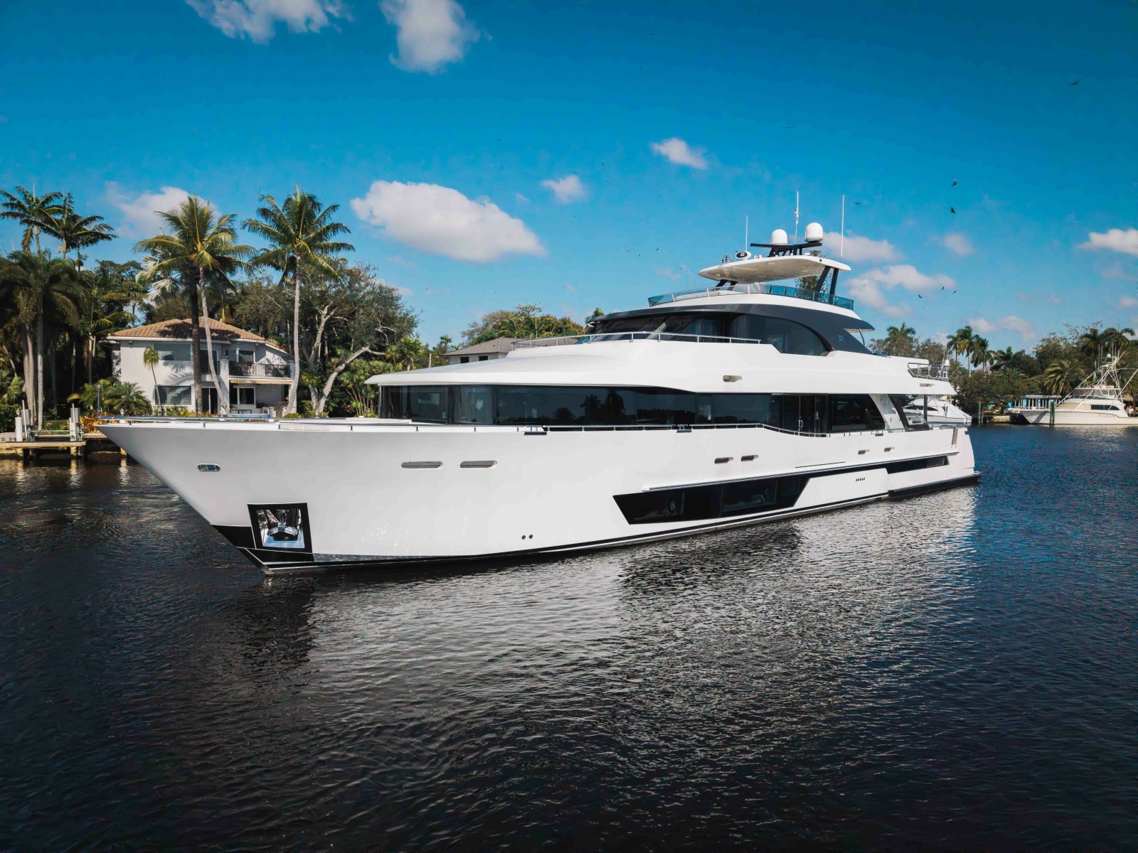 120ft Ocean Alexander Yacht For Sale