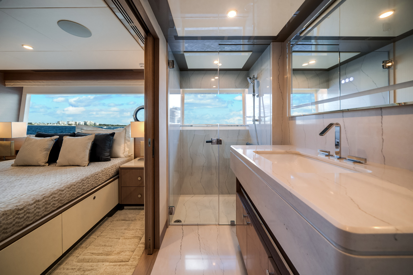 120ft Ocean Alexander Yacht For Sale