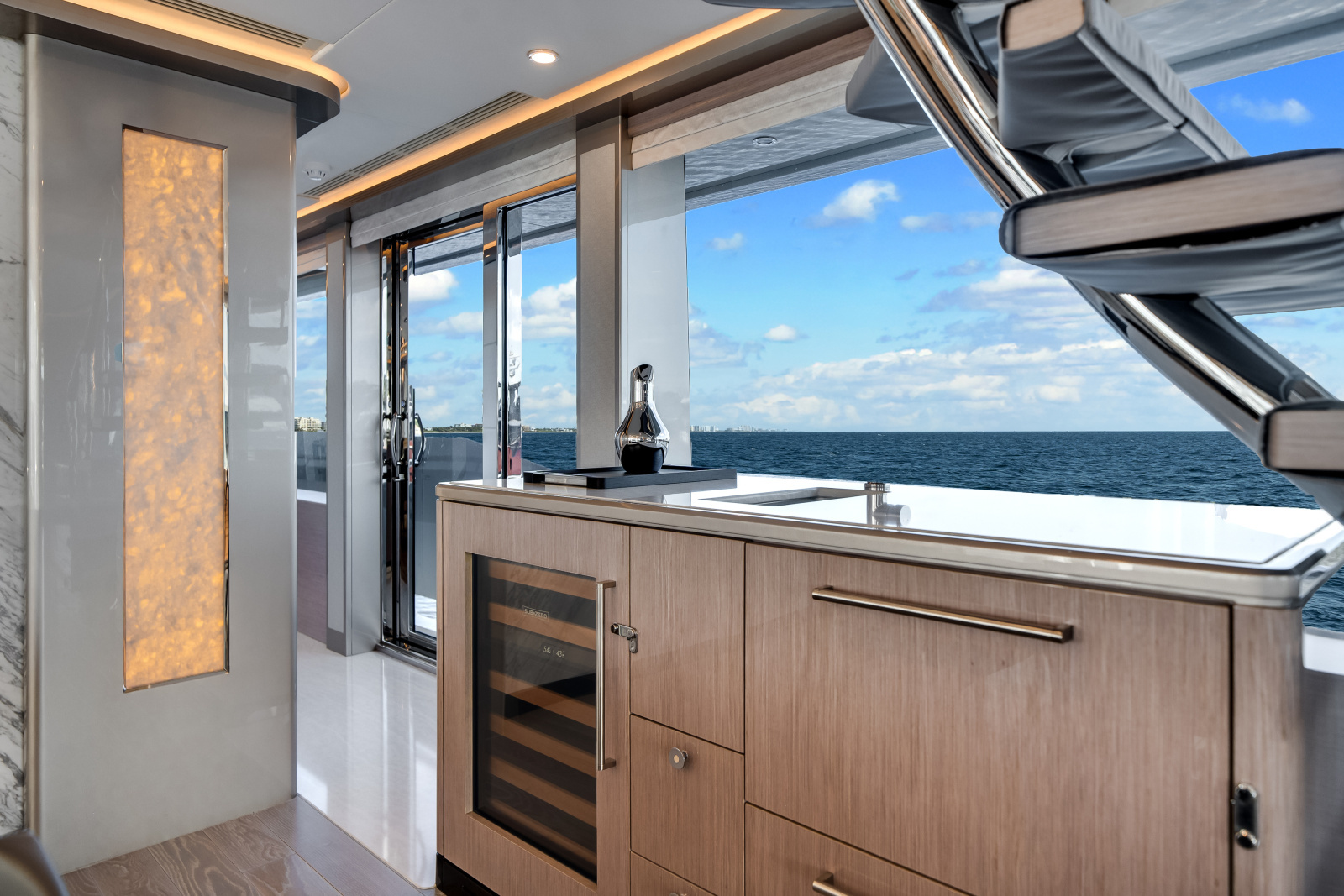 120ft Ocean Alexander Yacht For Sale