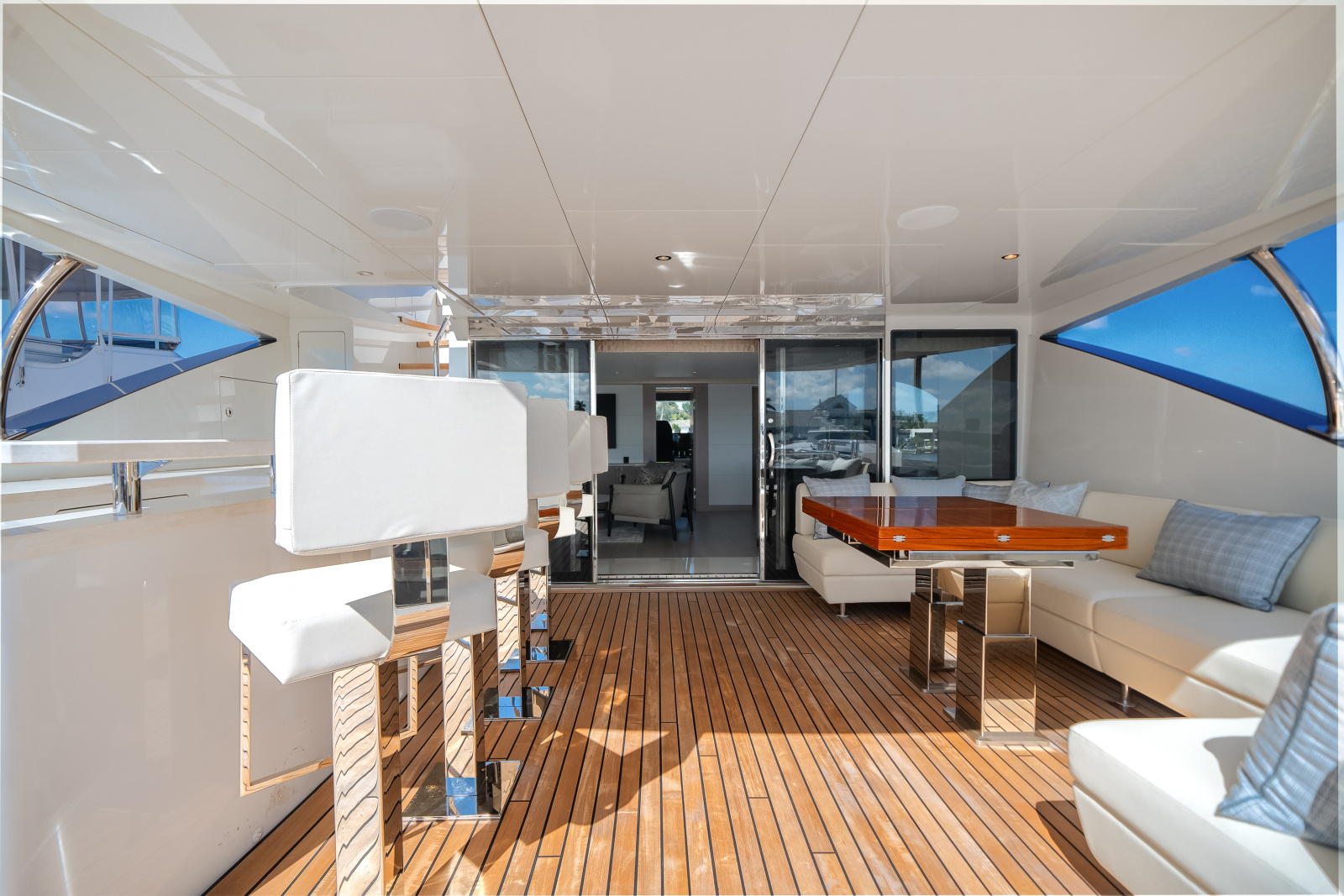 120ft Ocean Alexander Yacht For Sale