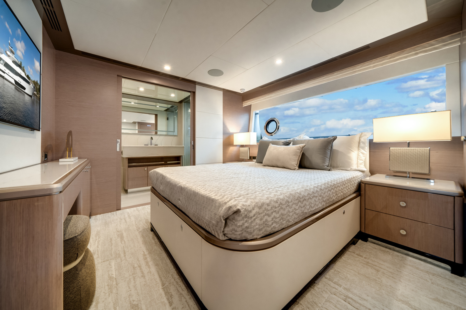 120ft Ocean Alexander Yacht For Sale