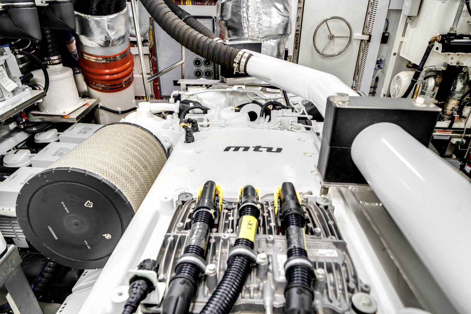 120ft Ocean Alexander Yacht For Sale