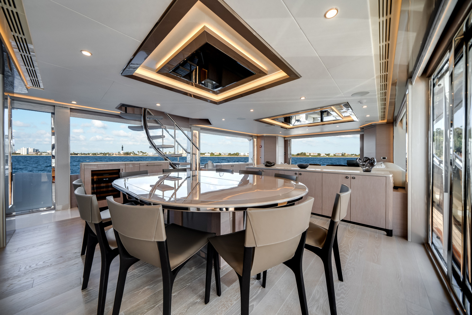 120ft Ocean Alexander Yacht For Sale