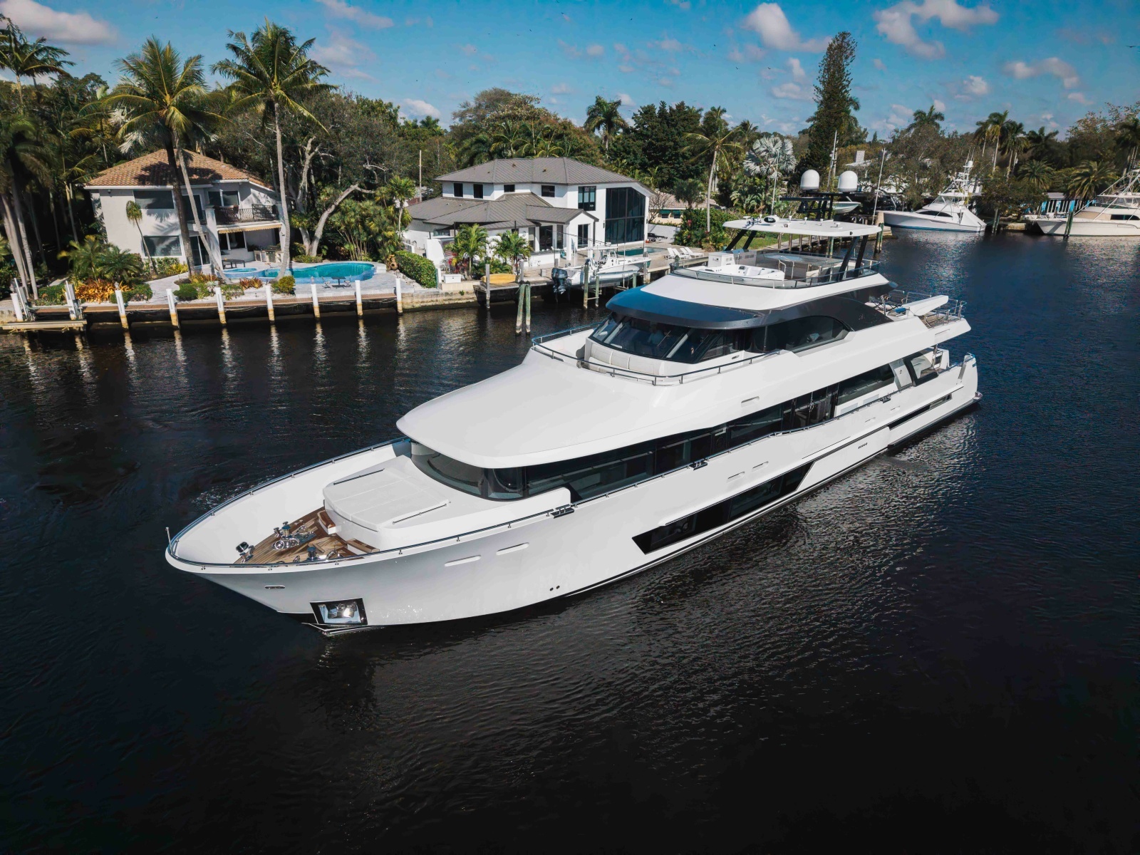 120ft Ocean Alexander Yacht For Sale