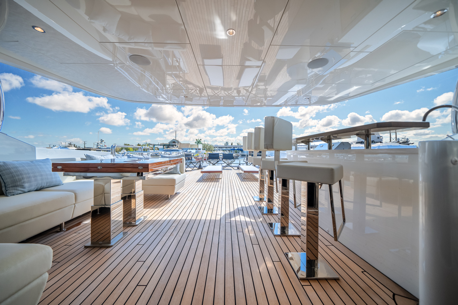 120ft Ocean Alexander Yacht For Sale