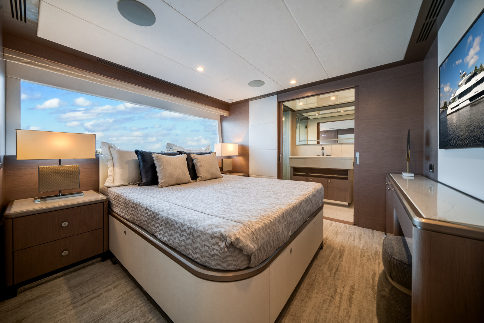 120ft Ocean Alexander Yacht For Sale