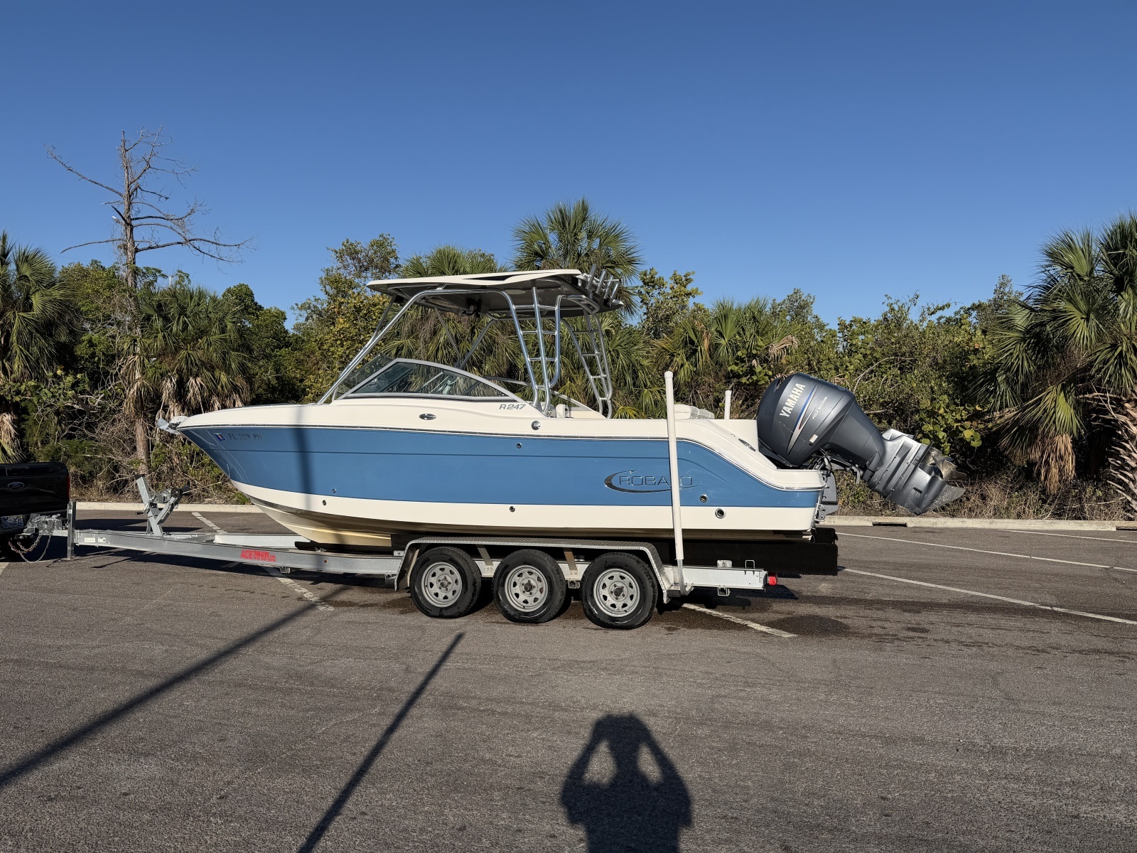 24ft Robalo Yacht For Sale
