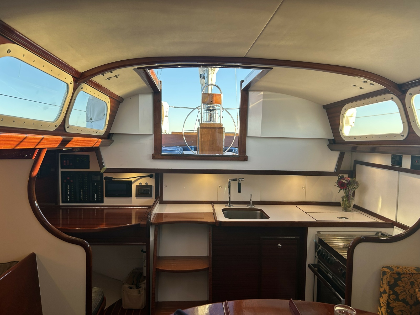 1970 Hinckley Bermuda 40