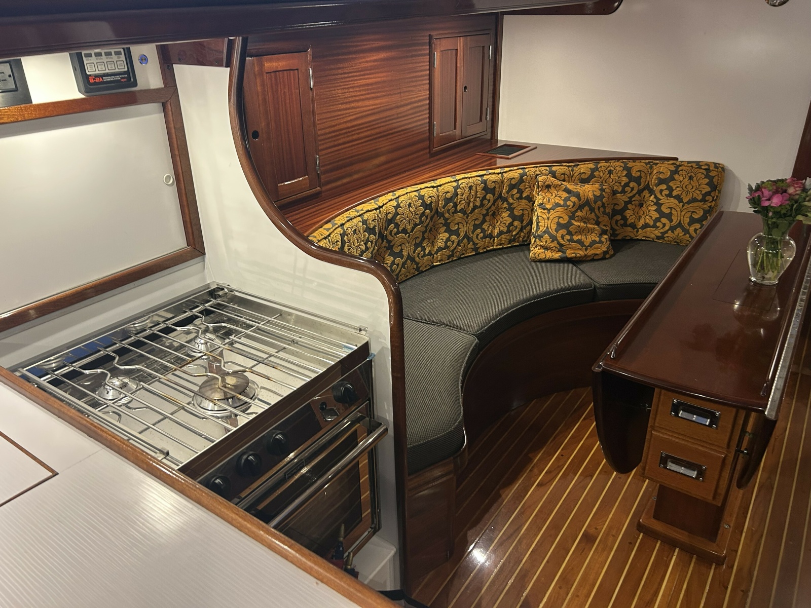 1970 Hinckley Bermuda 40