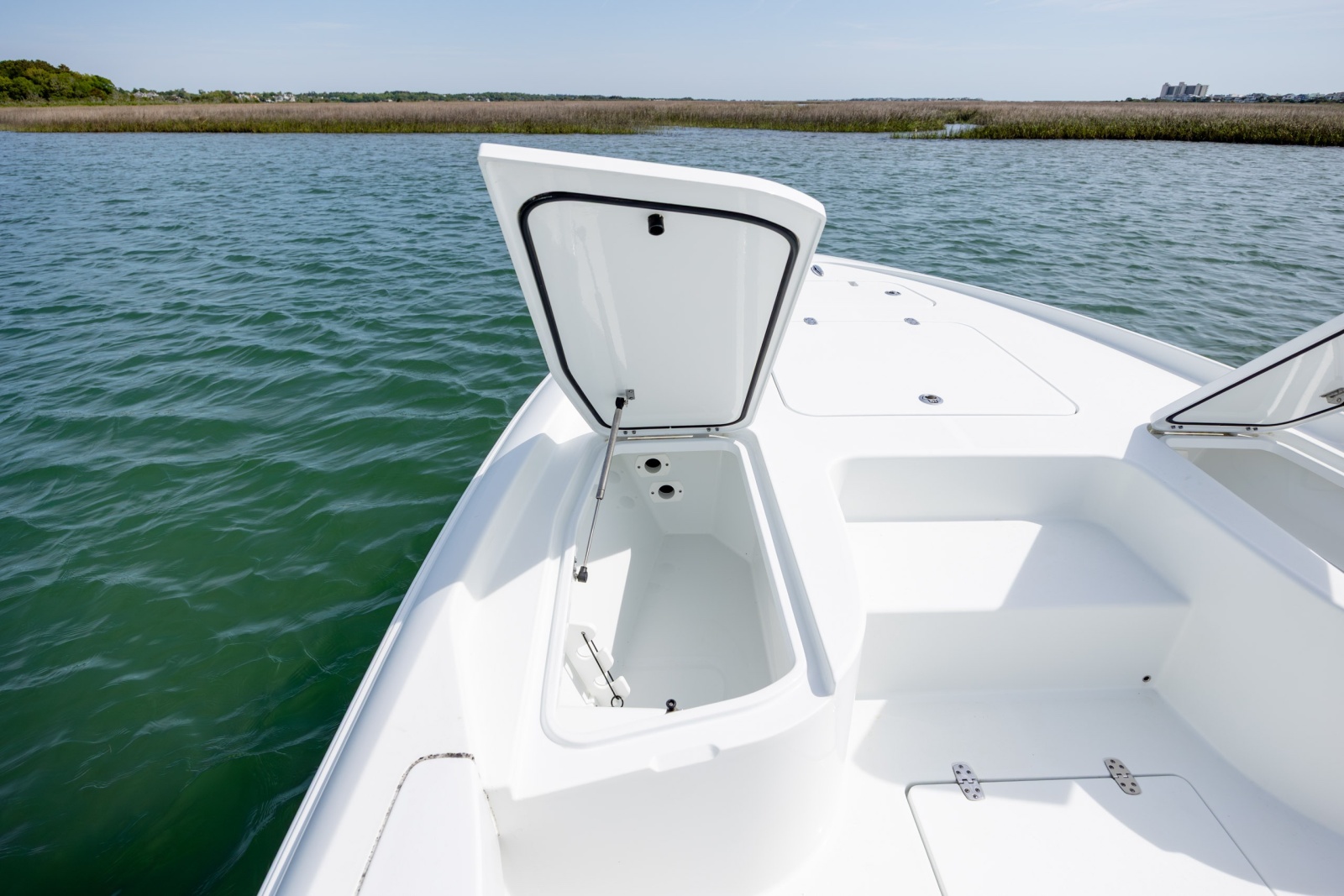 2024 Contender 23 Bay